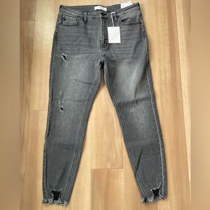NWT Kancan High Rise Skinny Black Jeans size 15/31